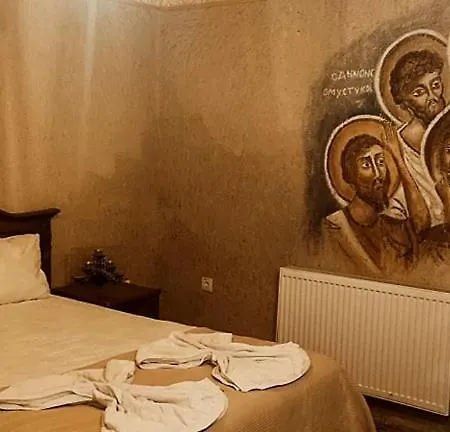 Hostel In Peace Cave *