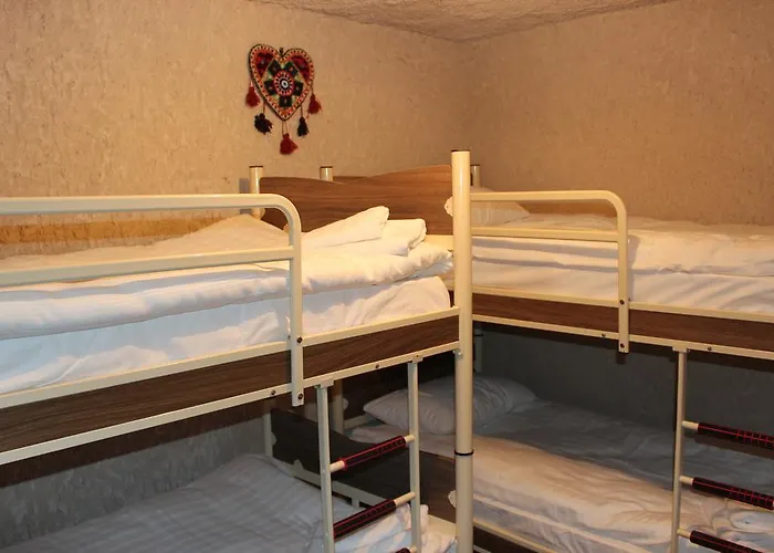 In Peace Cave Vandrerhjem